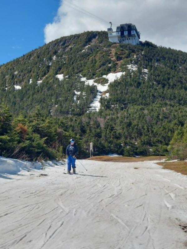 Jay Peak - Sérieux, c’est ça le ski de printemps! Jay Peak - Sérieux, c’est ça le ski de printemps!