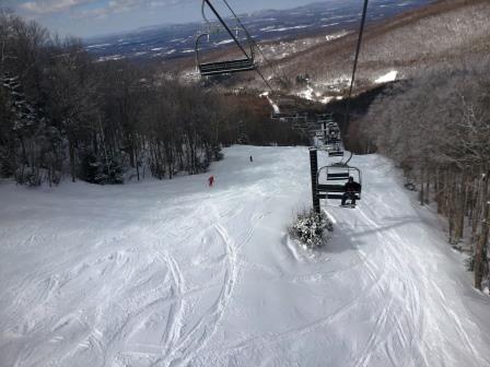 Mont Sutton, 100% du domaine skiable encore ouvert! Mont Sutton, 100% du domaine skiable encore ouvert!